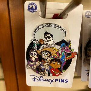 Disney parks Coco Miguel Family Cluster Pin New OE Pin In Hand BNWT